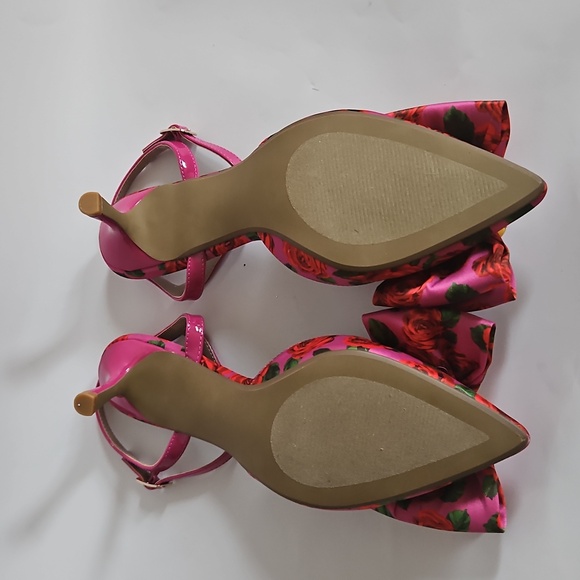 NEW Betsey Johnson Felipe Embellished Floral Ankle Strap Pump Size 10 - Picture 14 of 16